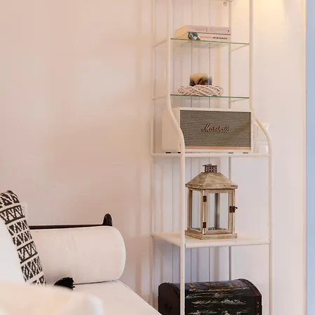 度假居 Joy's Little House Otziás